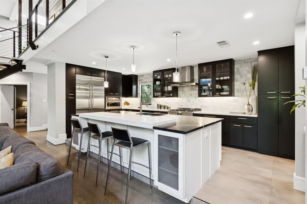 Oak Lawn Heights - Residential