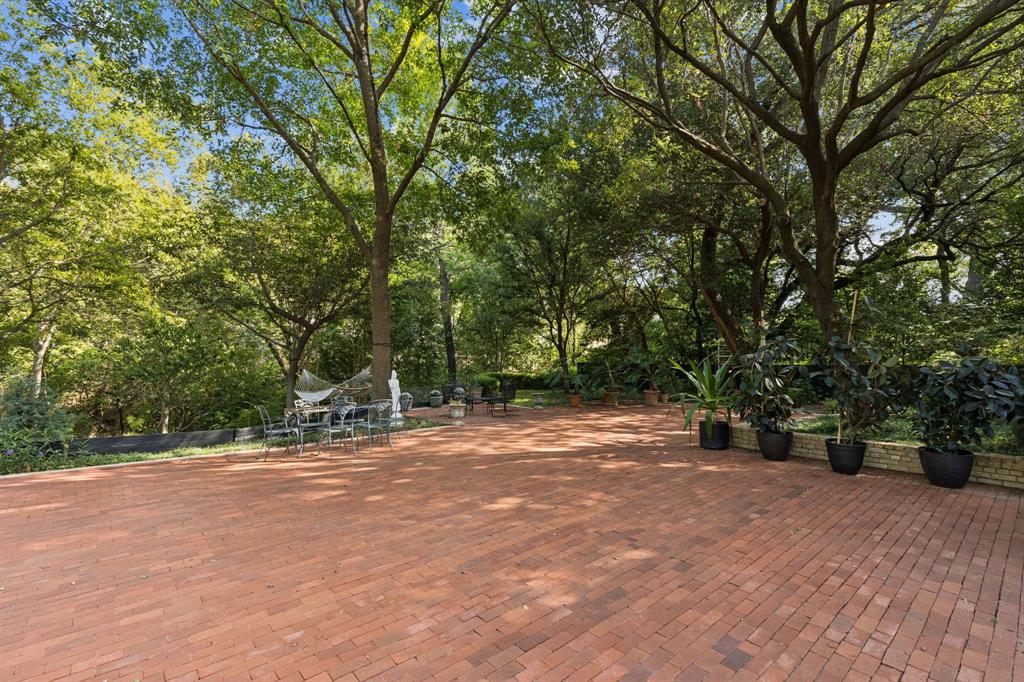 Oak Lawn Heights - Residential