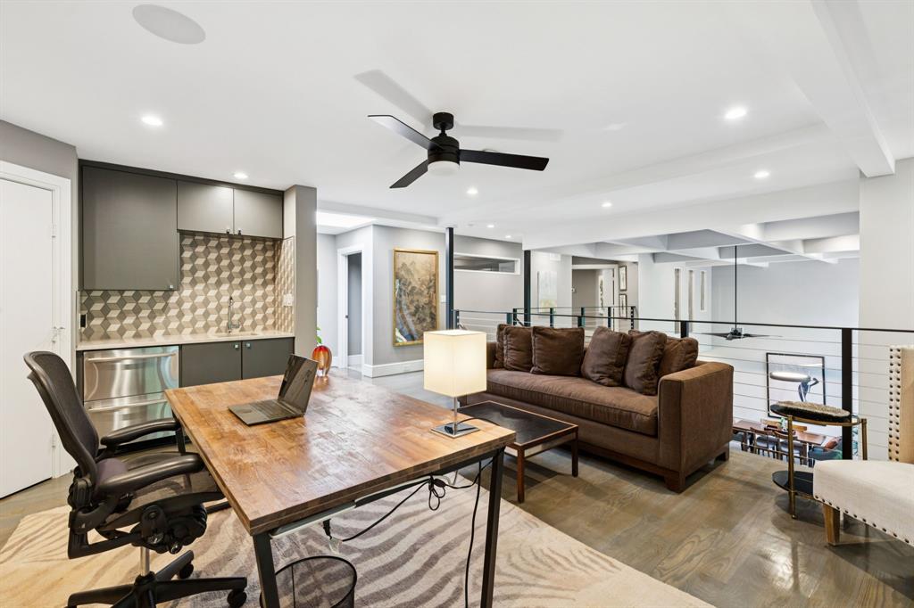 Oak Lawn Heights - Residential