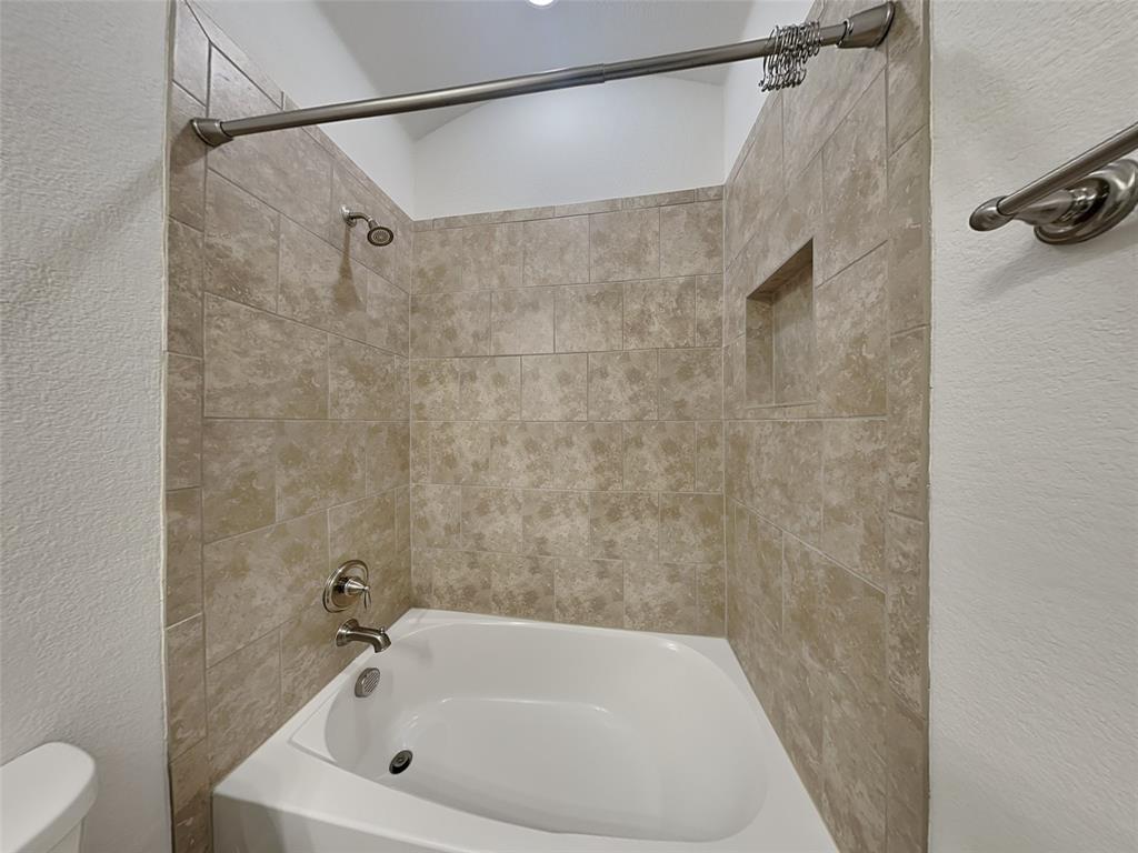 Beechwood Creeks - Residential Lease