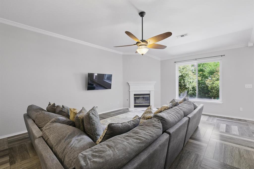 3845 Kirby Drive