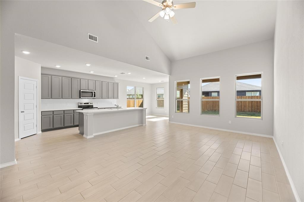 Lake Vista Ranch - Residential