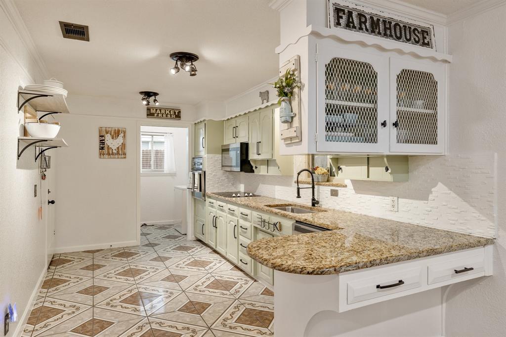 North Richland Hills, Texas 76117, United States, 3 Bedrooms Bedrooms, ,2 BathroomsBathrooms,Residential,Active,91490