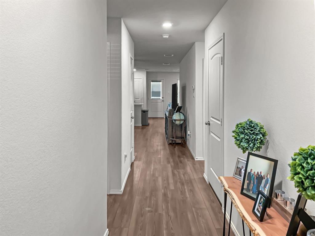 5228 Longshadow Drive