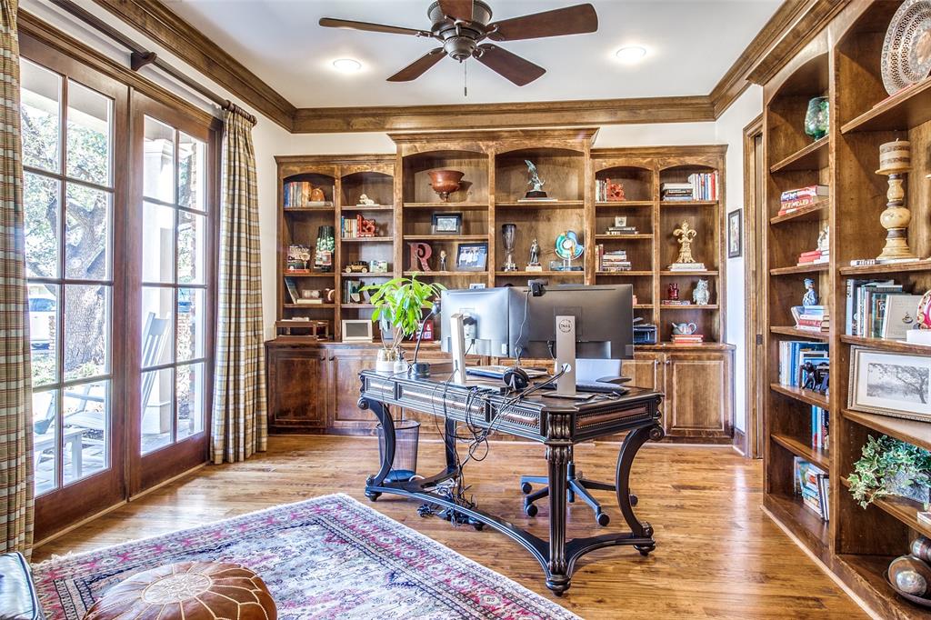 Hockaday Manor 03 - Residential