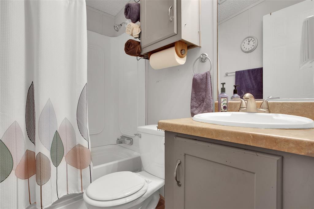 C C Walker Surv Abs #1370 - Residential