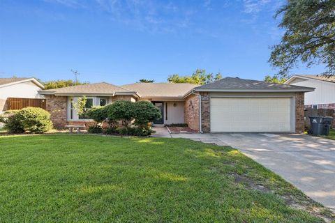 1402 Sonora Court Arlington TX 76012