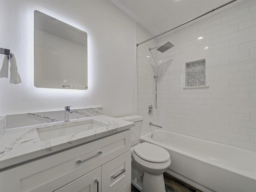 Country Creek Condos - Residential