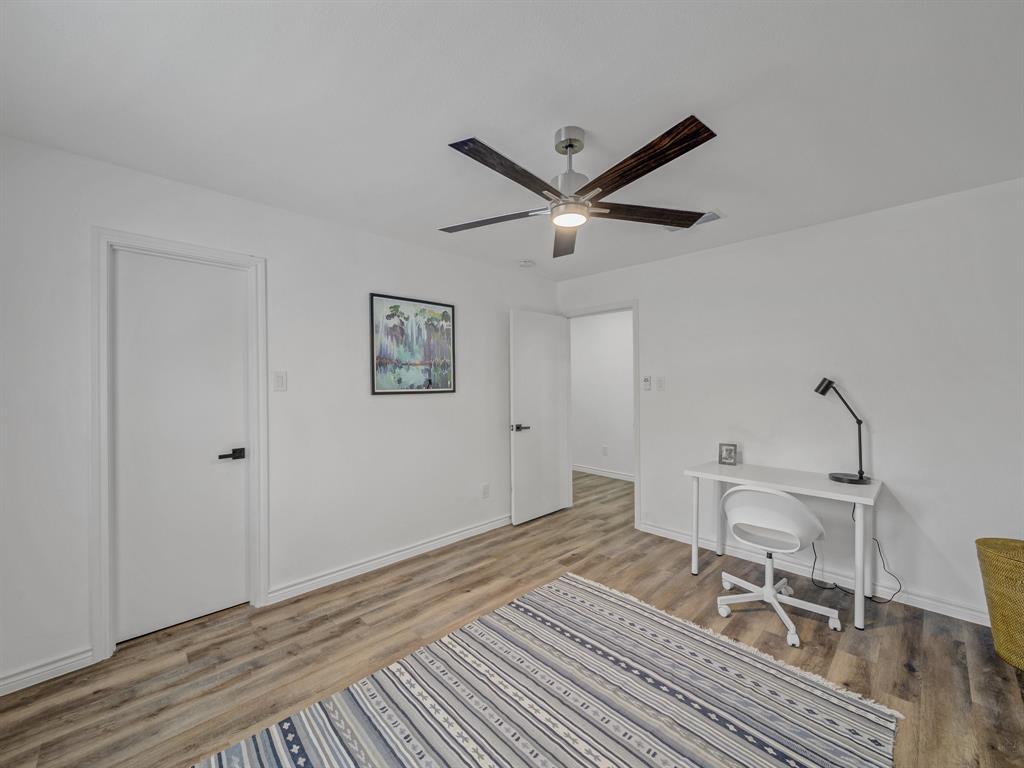 Country Creek Condos - Residential