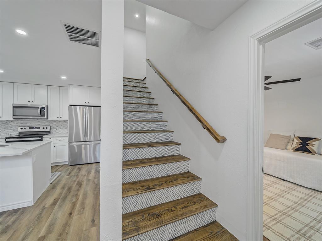 Country Creek Condos - Residential