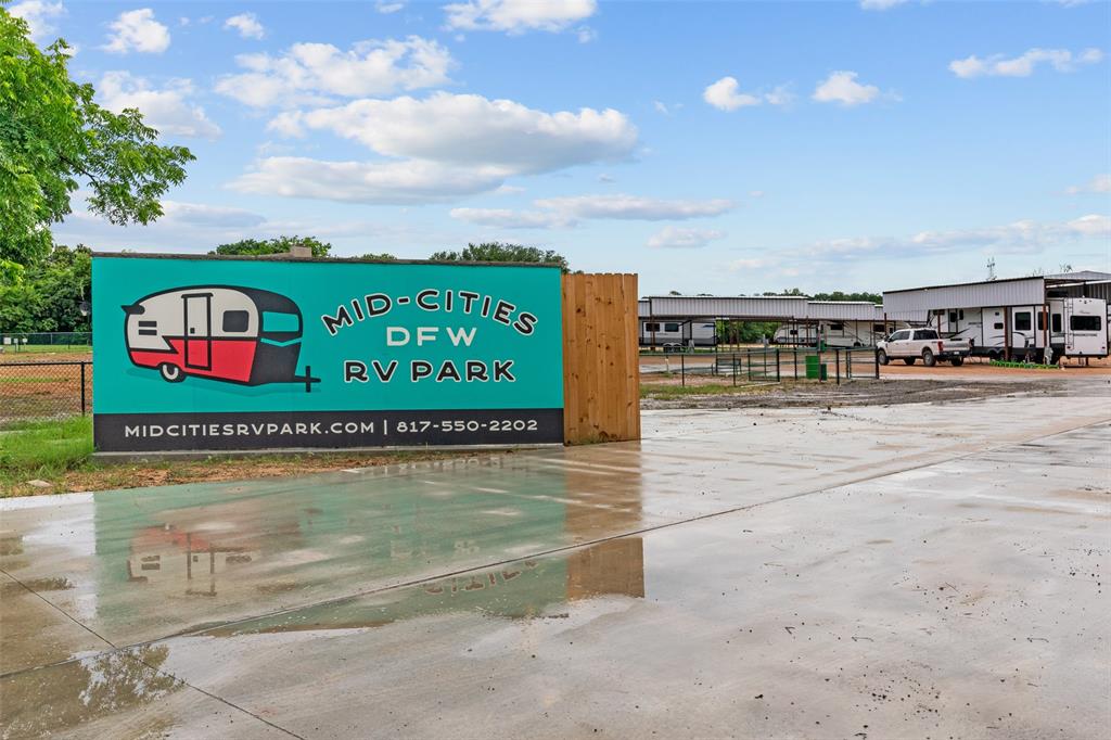 Dfw Mid Cities RV Park - Commercial Sale