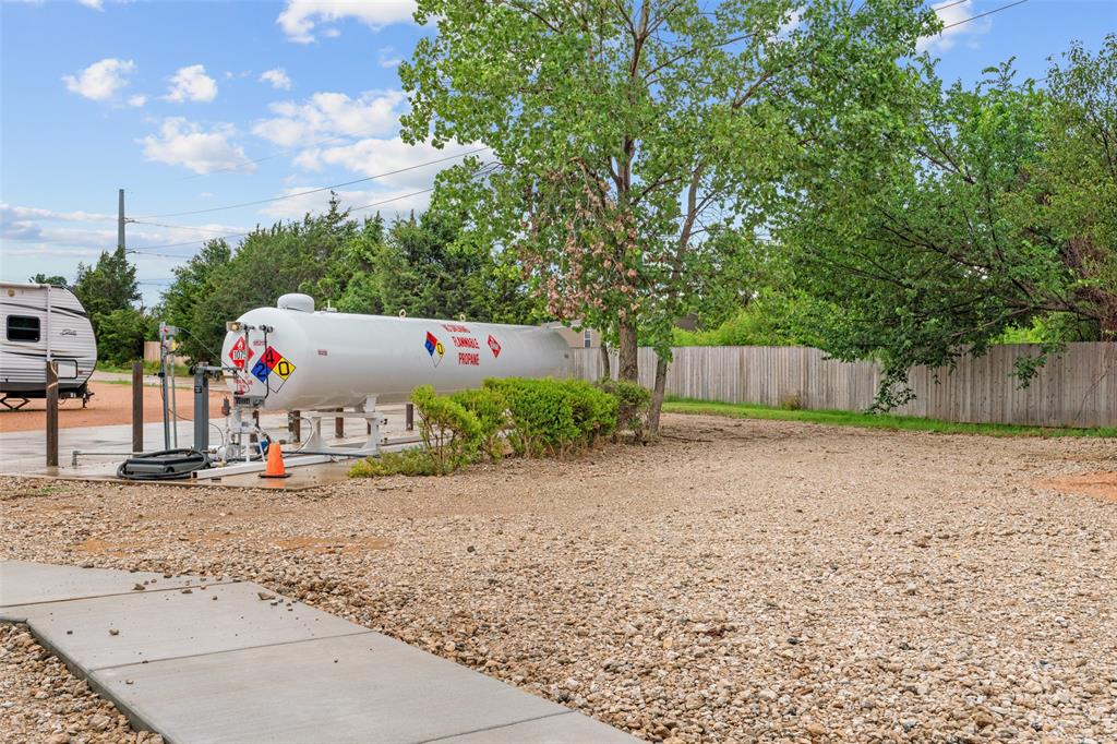 Dfw Mid Cities RV Park - Commercial Sale