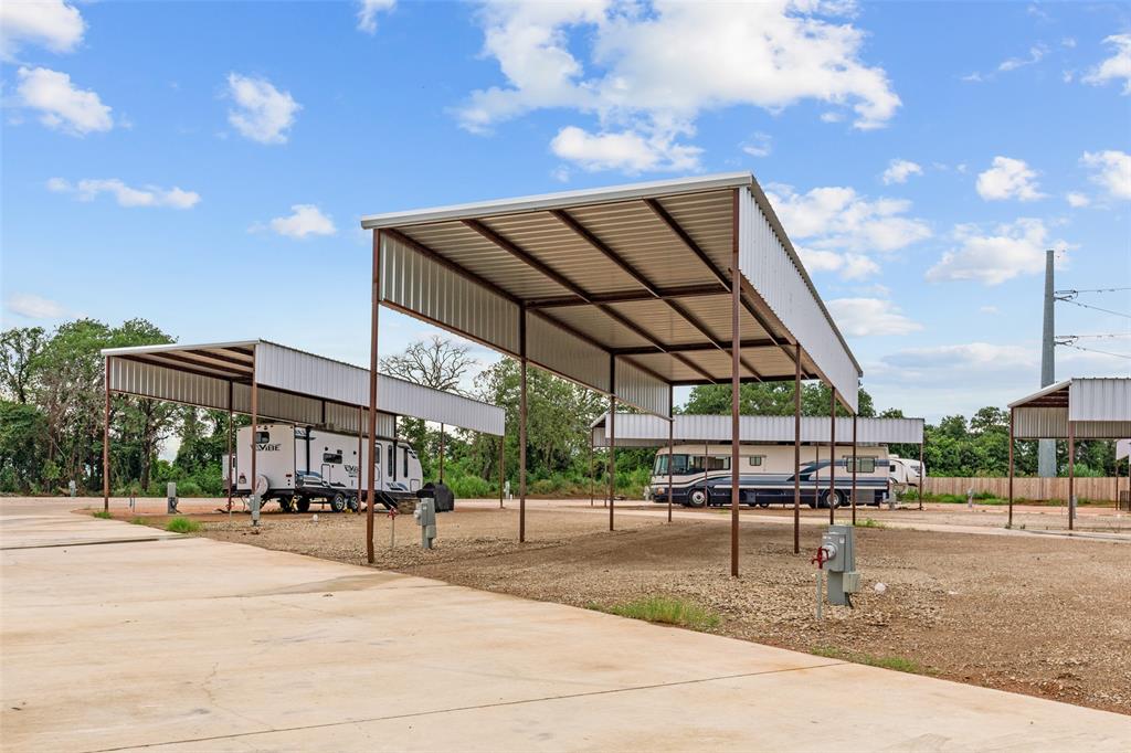 Dfw Mid Cities RV Park - Commercial Sale