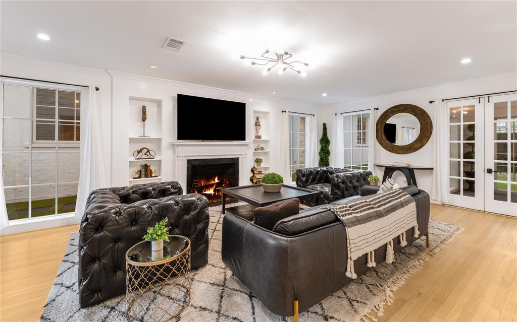 Preston Hollow - Residential