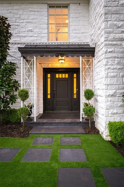 Tiny photo for 5947 Lupton Drive, Dallas, TX 75225 (MLS # 21030497)