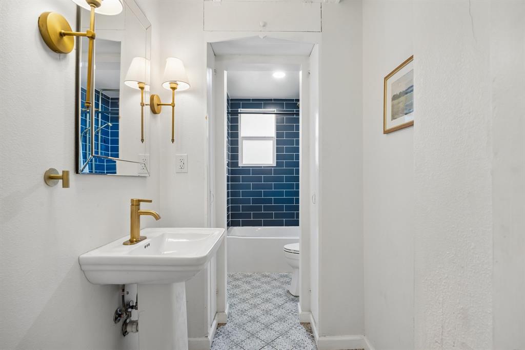 Bronx Park - Residential