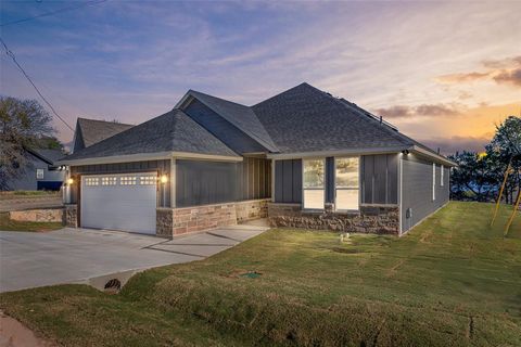 A home in Granbury