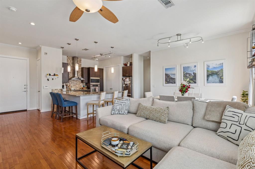 2950 Mckinney Avenue 424