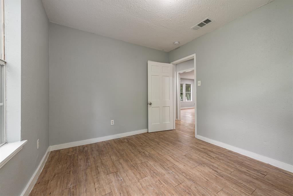 PLEASANT MOUND ESTATES - Residential Lease