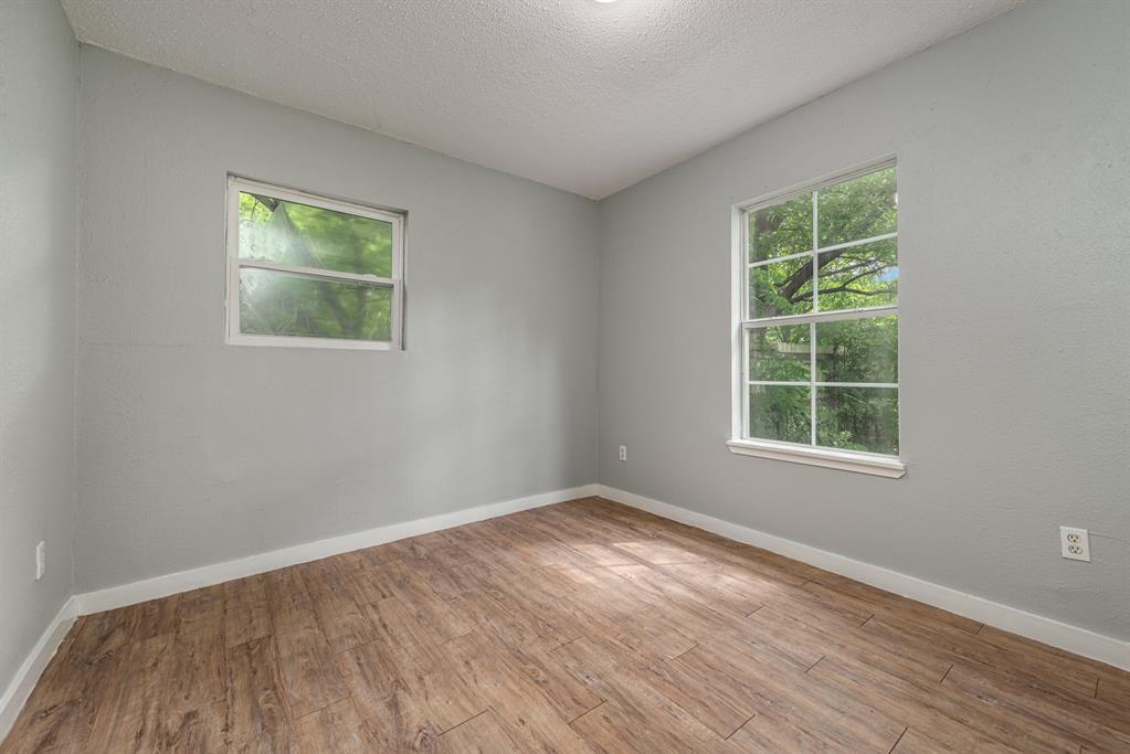 PLEASANT MOUND ESTATES - Residential Lease