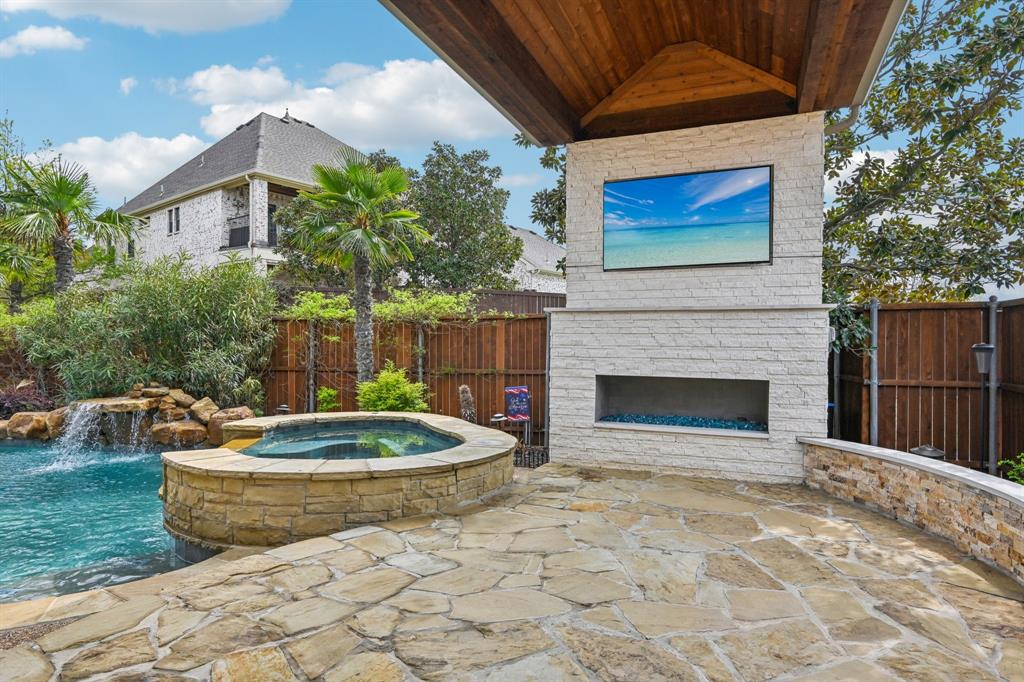 2608 Queen Margaret Drive