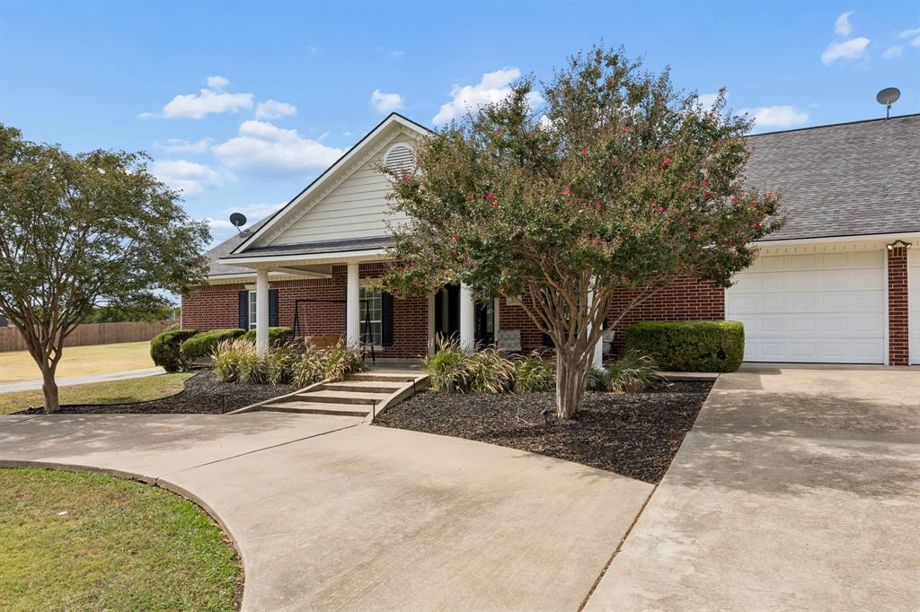 107 N Westlake Drive