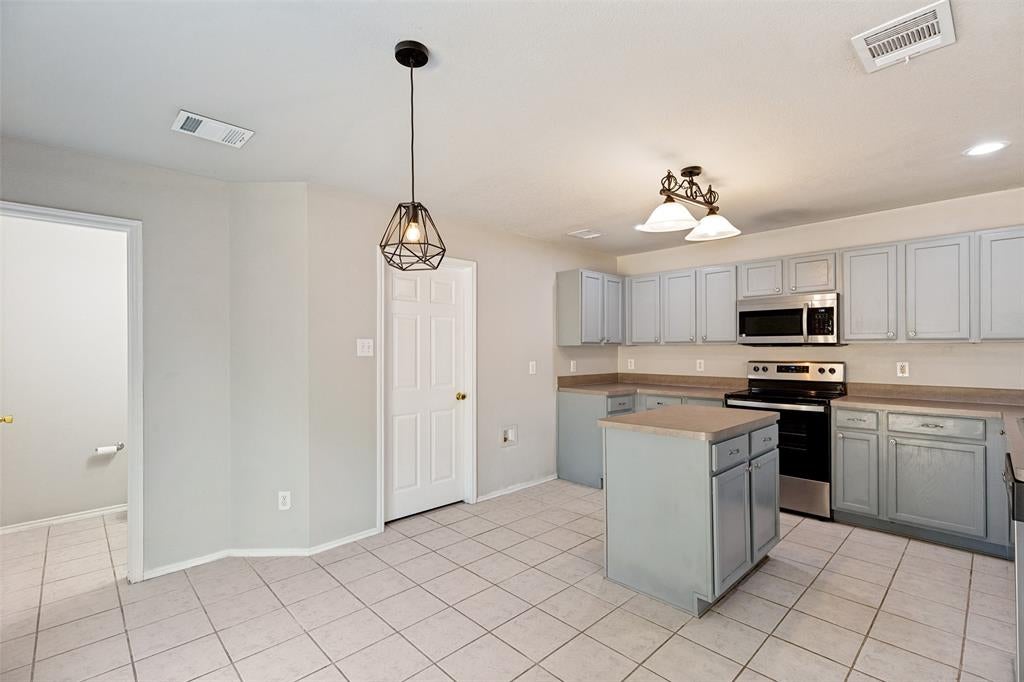2525 Mesa Valley Drive
