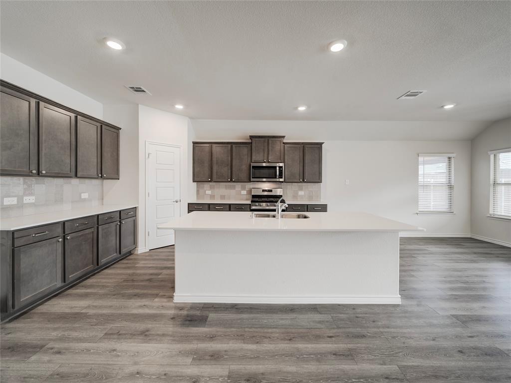 Bluewood Ph 5 - Residential Lease