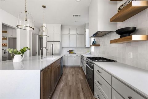 Tiny photo for 8910 Daytonia Avenue, Dallas, TX 75218 (MLS # 21052051)