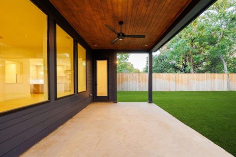 Tiny photo for 8910 Daytonia Avenue, Dallas, TX 75218 (MLS # 21052051)