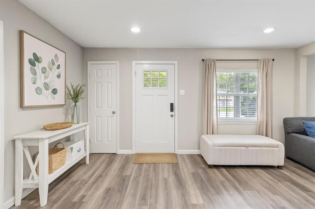 Arlington Manor - Residential