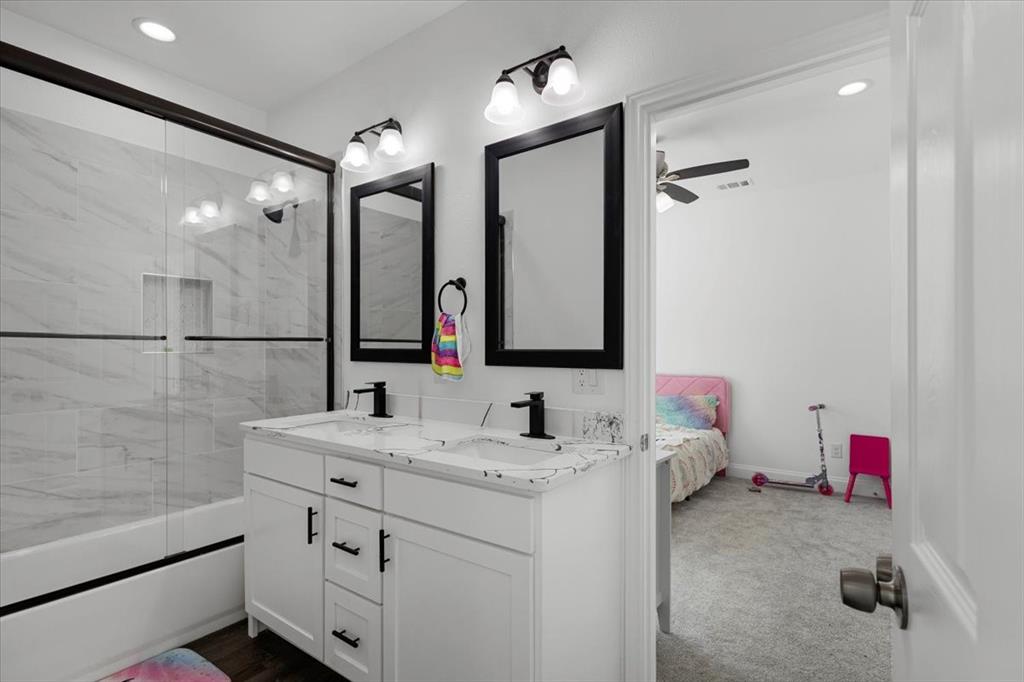 Greenville Labein Villas - Residential