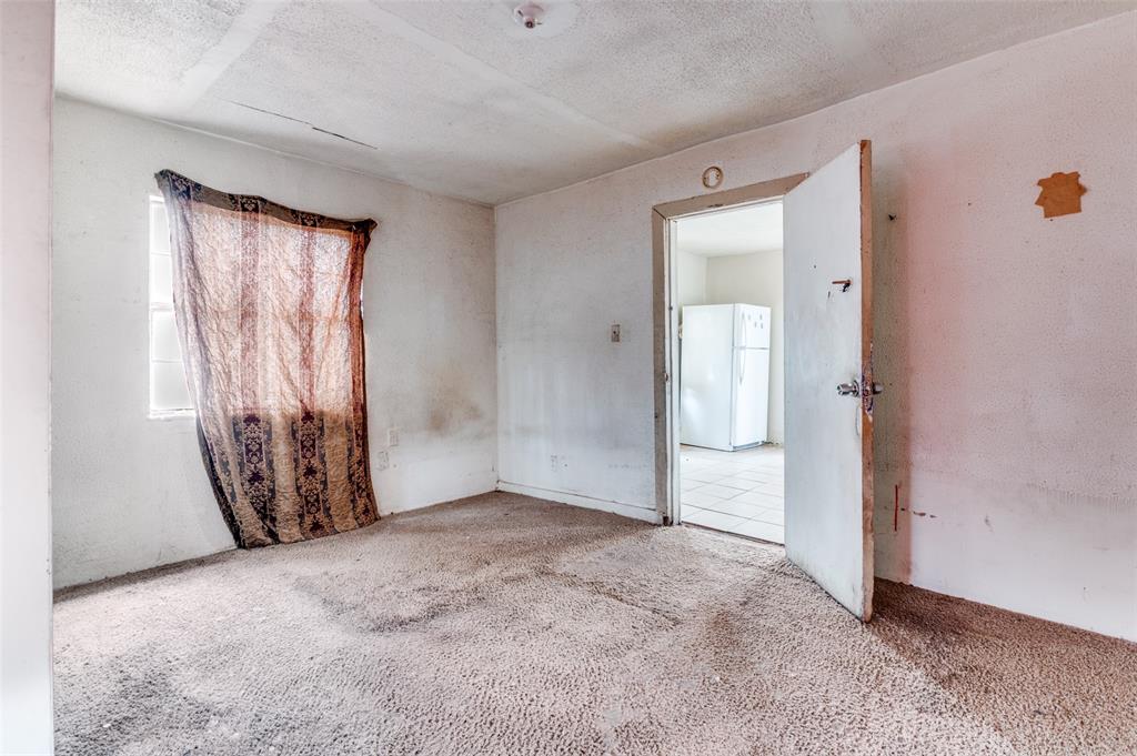 Joe A 02 Irvin - Residential