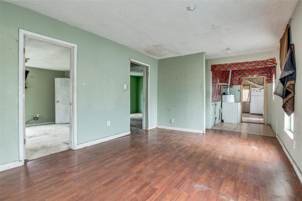 Joe A 02 Irvin - Residential