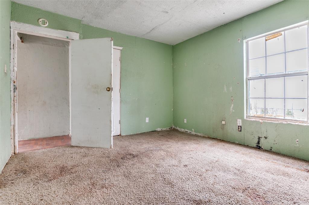 Joe A 02 Irvin - Residential