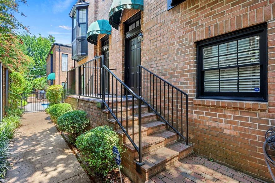This beautifully updated condo is located in a well maintained, boutique 5 unit, all brick community with an owner managed HOA, which allows for more streamlined decision-making. Ideally situated on picturesque, tree-lined Newton Avenue, one of the most desirable streets in the highly sought-after North Oak Lawn neighborhood, this home offers exceptional walkability to The Shops of Highland Park, Turtle Creek Village, and Equinox Fitness, with quick access to the Dallas North Tollway, Love Field Airport, Downtown Dallas, and the vibrant dining, shopping, and nightlife of Oak Lawn and Uptown. This stunning split level condo features 1 bedroom plus a versatile loft, ideal for a home office, exercise space, or additional living area. Soaring ceilings, abundant natural light, and a spacious, flexible layout create an inviting atmosphere throughout. The expansive living area showcases warm wood floors, elegant windowpane wall accents, decorative lighting, and a cozy gas log fireplace framed by oversized windows. A private outdoor patio extends the living space, perfect for relaxing or entertaining. The stylish kitchen is a cooks delight, featuring stainless steel countertops, classic subway tile backsplash, a single bowl stainless steel sink, a gas range vented to the exterior, and a charming bay window that adds both character and natural light. The generously sized bedroom and serene bathroom offer a large walkin shower and 2 sizable closets for excellent storage. A convenient powder room provides a dedicated space for guests, and the laundry closet accommodates a stackable washer and dryer. Enjoy tranquil outdoor living on your private patio and take advantage of the community pool, ideal for cooling off during warm Texas summers. Don’t miss this rare opportunity to own a sophisticated home in a quiet, boutique community in one of Dallas’ premier neighborhoods.