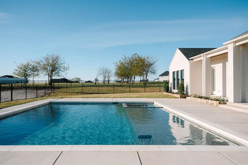 Bella Flora - Residential