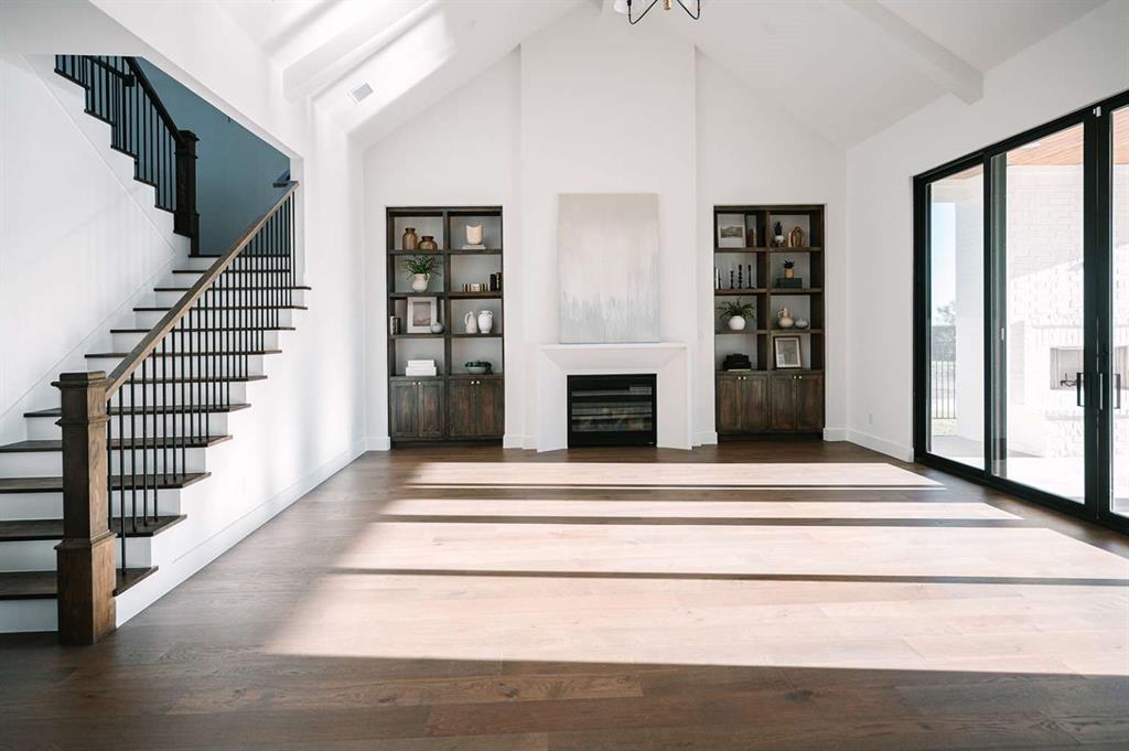 Bella Flora - Residential