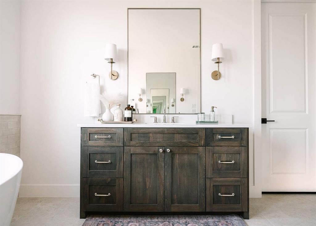 Bella Flora - Residential