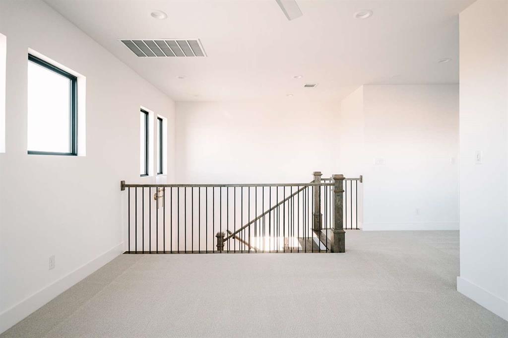 Bella Flora - Residential