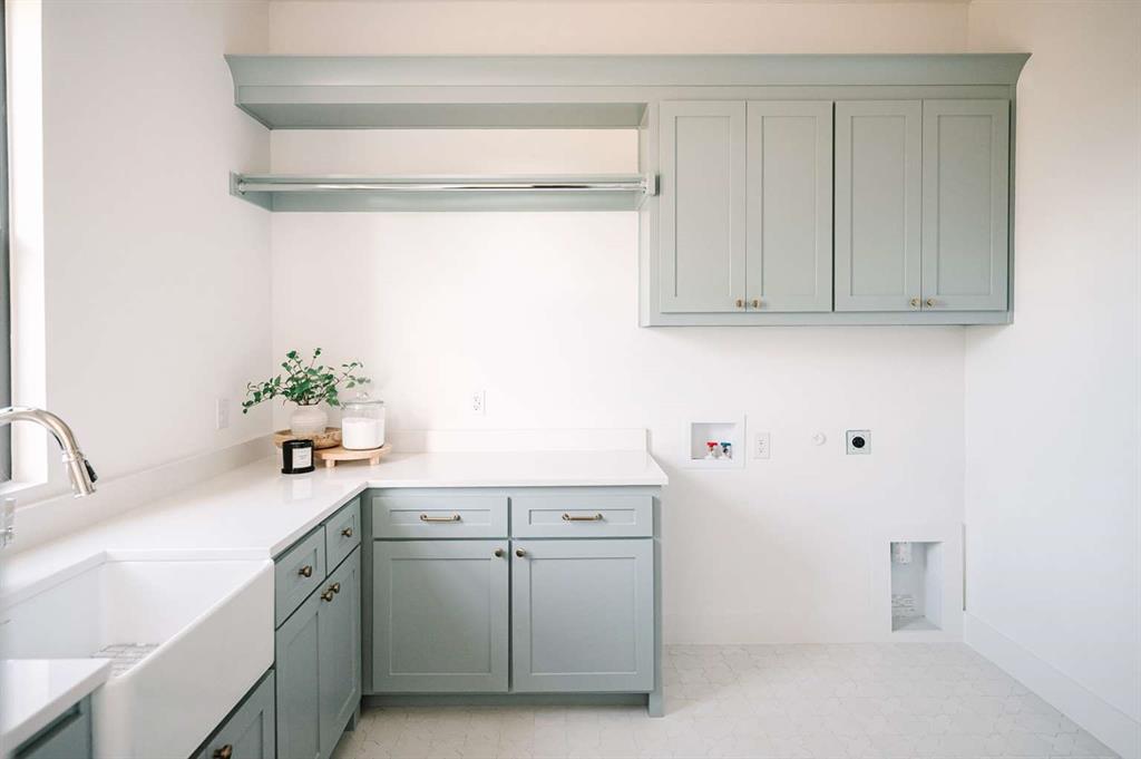 Bella Flora - Residential