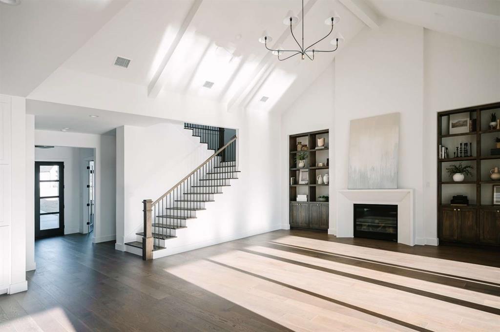 Bella Flora - Residential