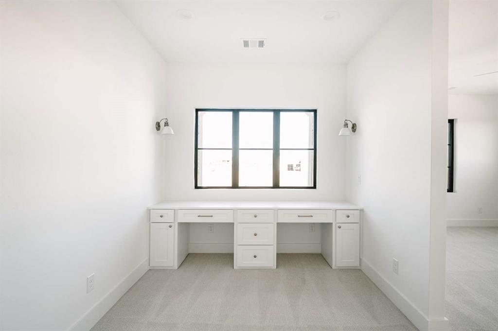 Bella Flora - Residential