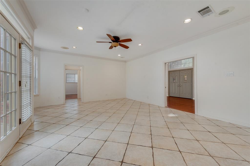 Lochngreen Village Add - Residential