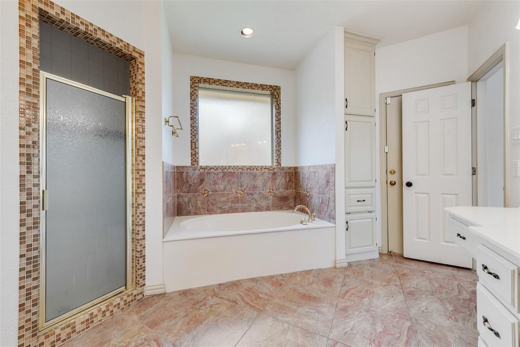 Lochngreen Village Add - Residential