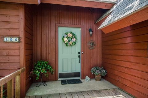 A home in Streetman