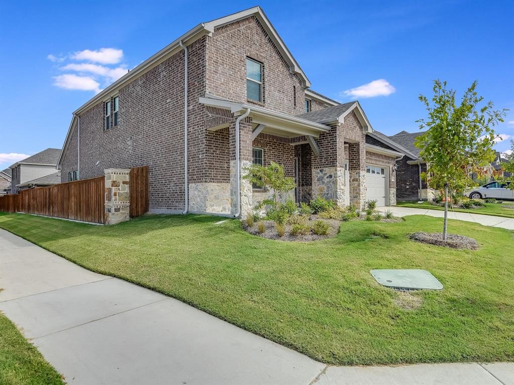 Melissa, Texas 75454, United States, 5 Bedrooms Bedrooms, ,3 BathroomsBathrooms,Residential,Pending,133909