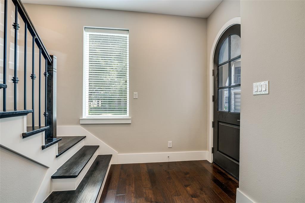 7800 Secluded Avenue