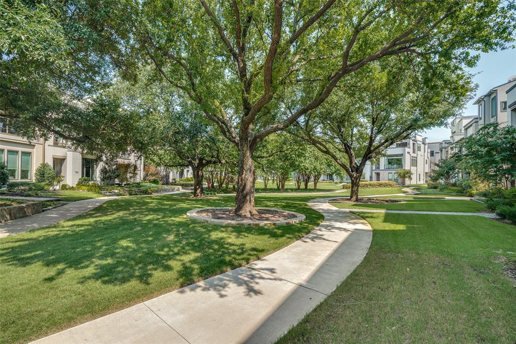 7800 Secluded Avenue