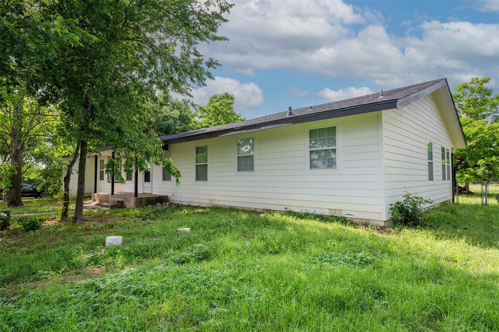 951 E Highland Road